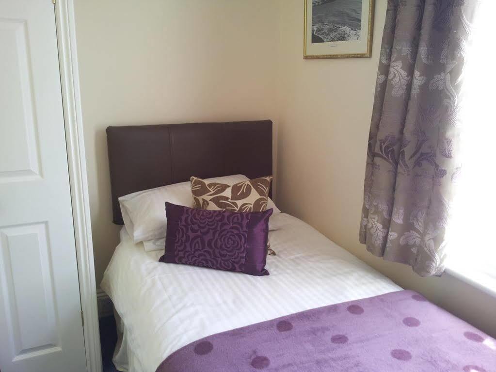 Boyne House Guest House Eastbourne Exteriör bild